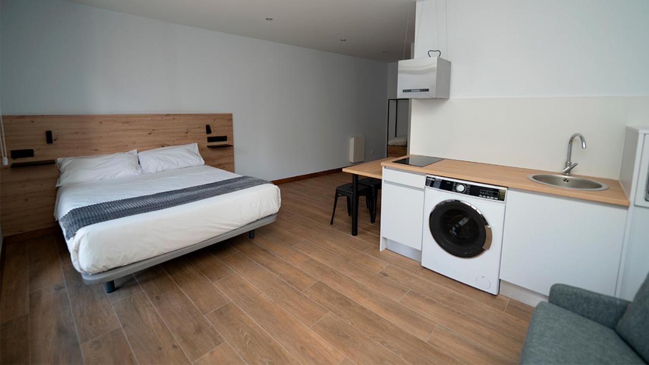 Apartamentos Puerta De Occidente Cornellana Exterior photo